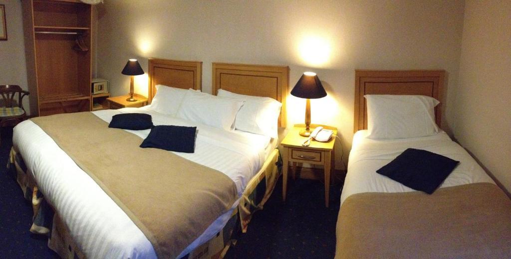 Virginia'S Guesthouse 肯梅尔 客房 照片